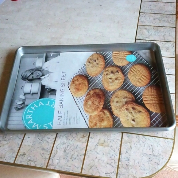Baking sheet Pan,,Martha Stewart,, from macys ,aluminum Constuction, New - Picture 8 of 10